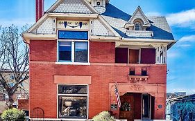 Off Broadway B & B